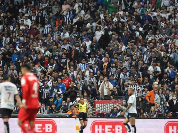Rayados, líderes en cancha y en tribuna Rayados, líderes en cancha y en tribuna