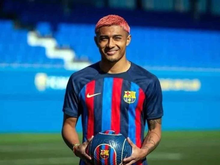 Anuncia Barcelona fichaje de Julián Araujo Anuncia Barcelona fichaje de Julián Araujo
