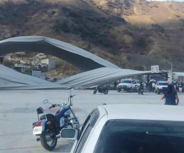 Reportan 11 heridos por colapso de domo