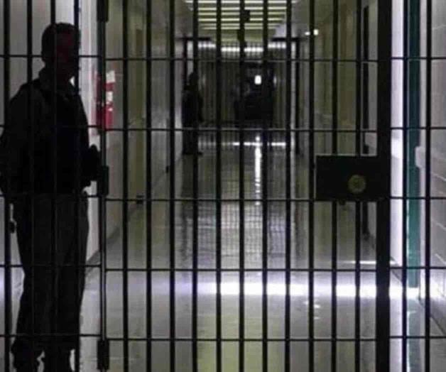 Liberan a mujer que mató a su ex pareja en defensa propia