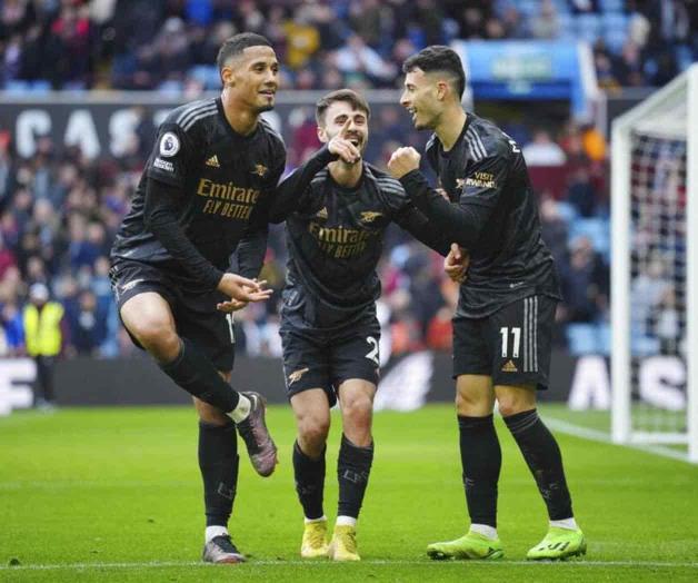 Arsenal recupera la cima con victoria; Man City empata Arsenal recupera la cima con victoria; Man City empata