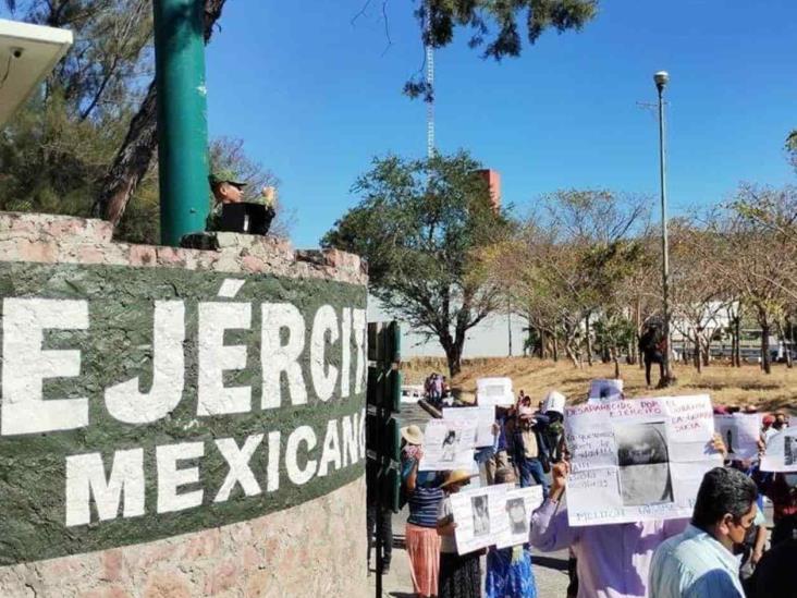 Protestan en su día contra el Ejército en Guerrero Protestan en su día contra el Ejército en Guerrero