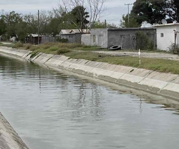 Llaman a conducir con precaución Llaman a conducir con precaución
