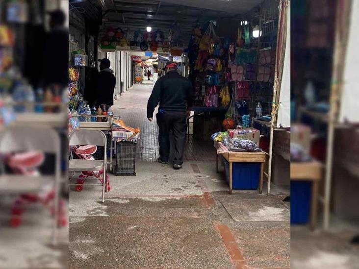 Ahuyenta frío a vendedores ambulante Ahuyenta frío a vendedores ambulante