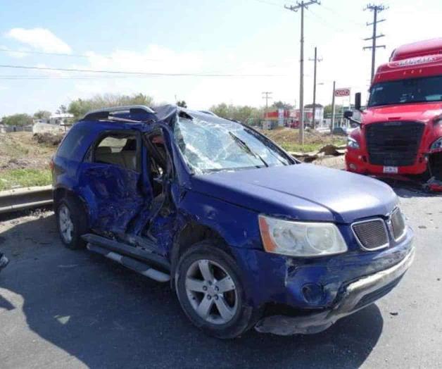 Sobrevive a embestida de un tráiler