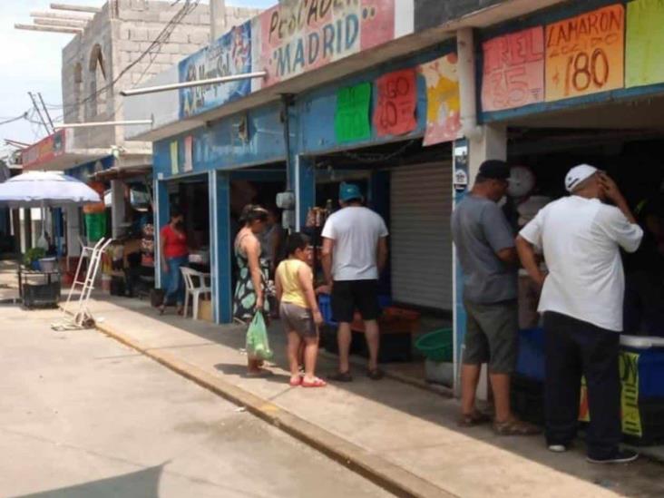 Se preparan comerciantes para el inicio de cuaresma Se preparan comerciantes para el inicio de cuaresma
