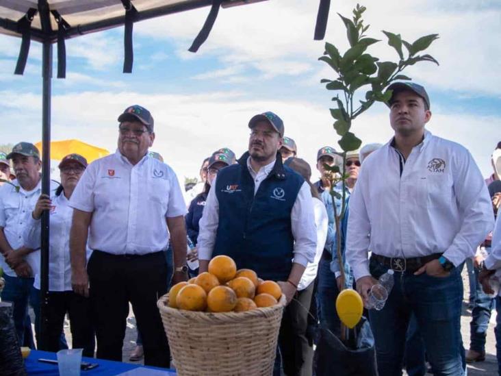 Celebra Rector a los agrónomos Celebra Rector a los agrónomos