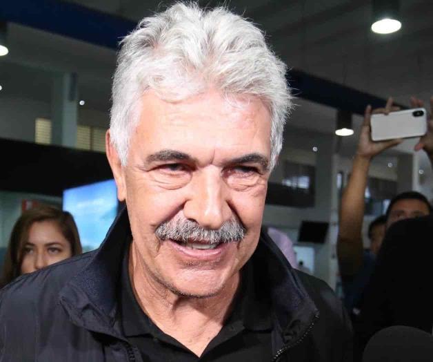 Llega Tuca Ferretti a CDMX para firmar con Cruz Azul Llega Tuca Ferretti a CDMX para firmar con Cruz Azul