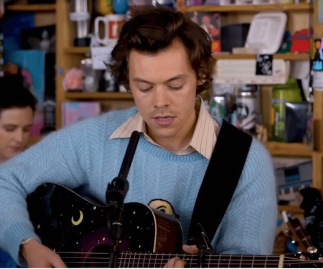 ¿Qué ver?: Harry Styles y Miley Cyrus cantan desde el encierro