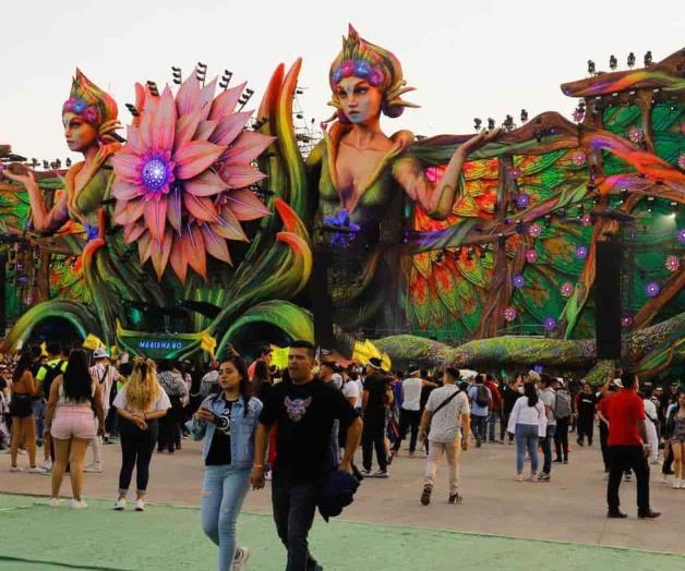 Brilla creatividad  de fans en primer  día del EDC 