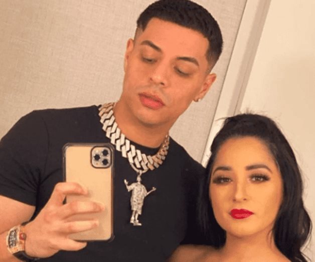 Eduin Caz, vocalista de Grupo Firme, confirma que su esposa lo dejó