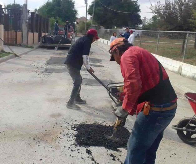 Supervisa Nataly labores de bacheo