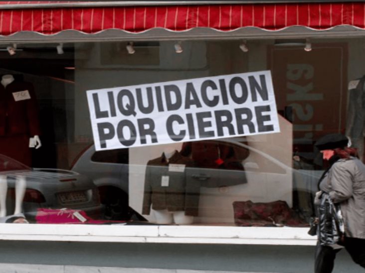 Cierran negocios por cobros de piso Cierran negocios por cobros de piso