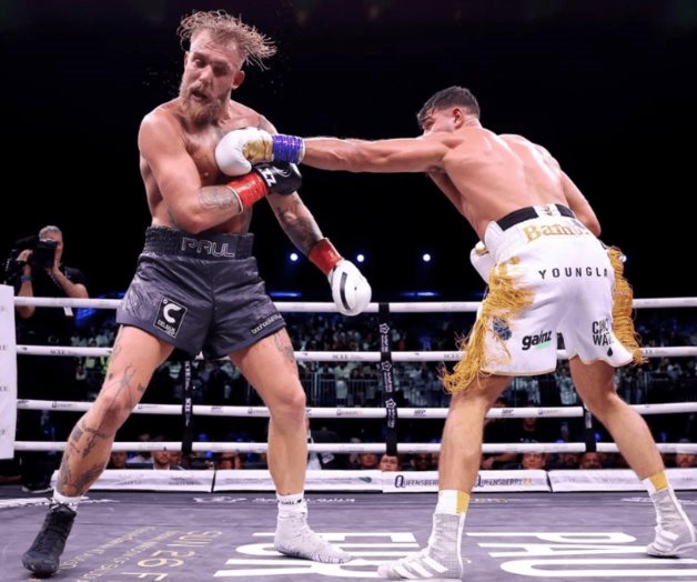 Jake Paul recibió una clase de boxeo por parte de Tommy Fury Jake Paul recibió una clase de boxeo por parte de Tommy Fury