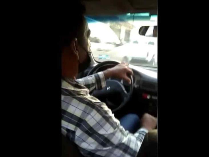 Graban a taxista que amenaza a pasajeras Graban a taxista que amenaza a pasajeras