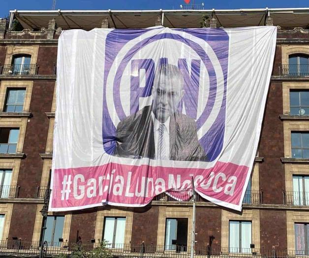 Cuelgan carteles de García Luna Cuelgan carteles de García Luna