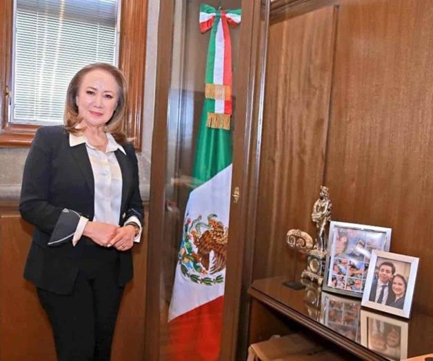 Exigen académicos renuncia de Ministra Esquivel por plagios