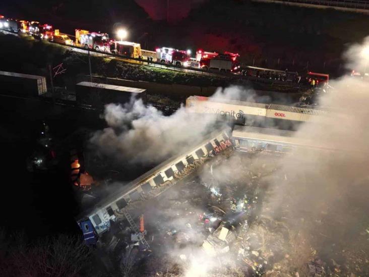 Grecia: Choque de trenes deja 16 muertos y 85 heridos Grecia: Choque de trenes deja 16 muertos y 85 heridos