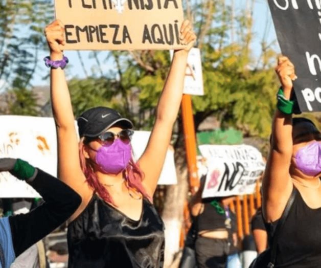 Asesinan a mujer frente a sus dos hijos en Oaxaca Asesinan a mujer frente a sus dos hijos en Oaxaca