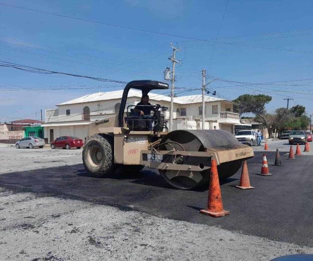 Bachean vialidades en la colonia Cuauhtémoc