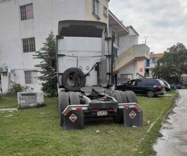 Sacan tráilers de las colonias