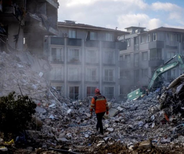 México ofrece a Turquía ayuda para reconstrucción tras sismo