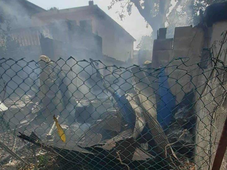 Explota tanque de gas e incendia vivienda Explota tanque de gas e incendia vivienda
