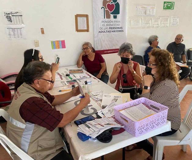 Inicia pago de 65 y Más por tarjeta Inicia pago de 65 y Más por tarjeta