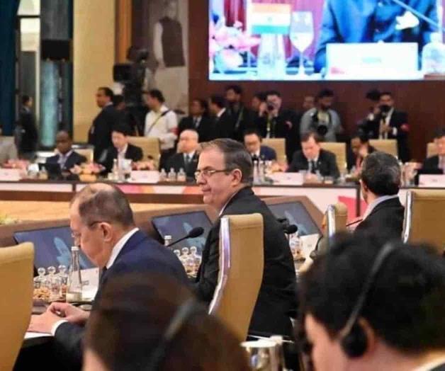 Alerta Ebrard sobre tráfico de armas por guerra en Ucrania