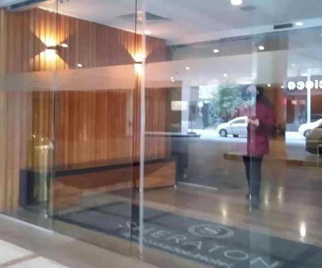 Pernocta AMLO en hotel del centro de la Ciudad