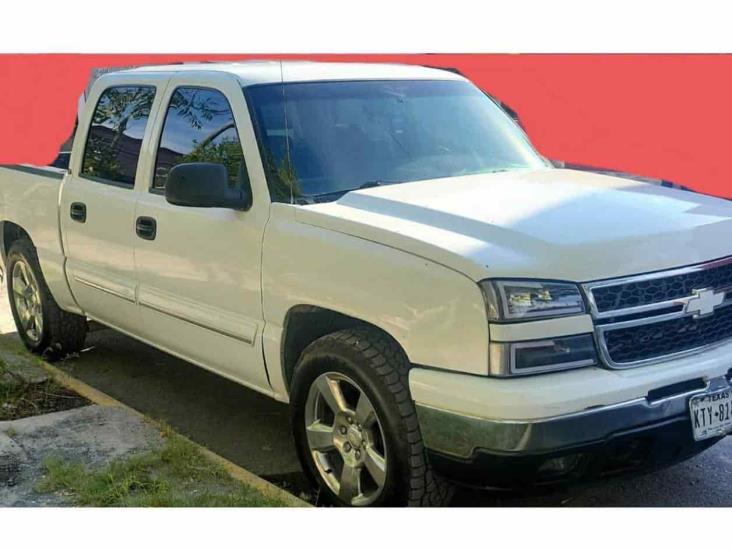 Desaparecen camionetas Desaparecen camionetas