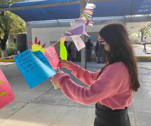 Disfrutan de actividades literarias