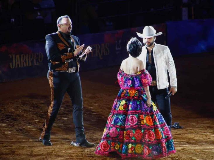 Impone dinastía Aguilar su talento con Jaripeo Sin Fronteras Impone dinastía Aguilar su talento con Jaripeo Sin Fronteras