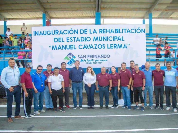 Inauguran rehabilitación del estadio municipal Inauguran rehabilitación del estadio municipal