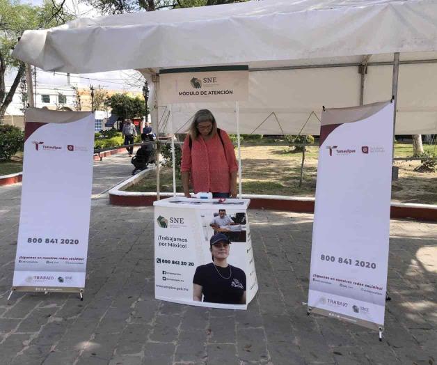 Ofrecen trabajo en refinería Olmeca