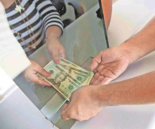 Inversión y consumo aceleran su paso al cierre de 2022