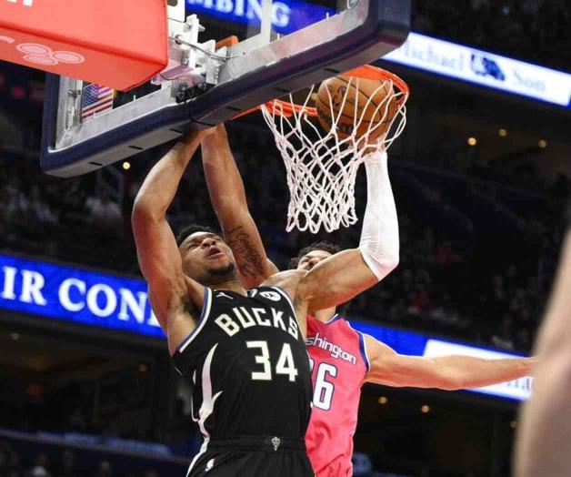 NBA reconsidera, le quita triple-doble a Antetokounmpo