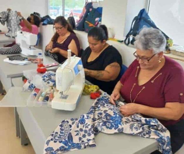 Inician cursos de modista y costura