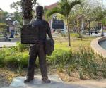 Dañan estatua al tratar de robarla
