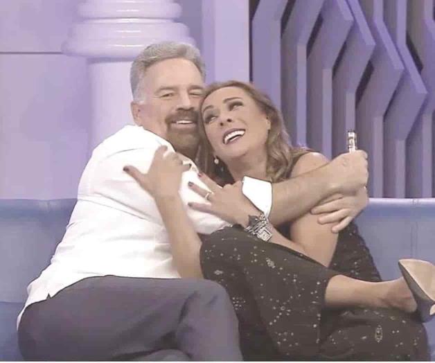 Ari, su amor platónico