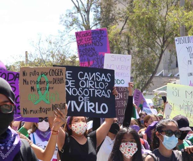 Recomienda AMLO manifestaciones sin violencia por 8M Recomienda AMLO manifestaciones sin violencia por 8M