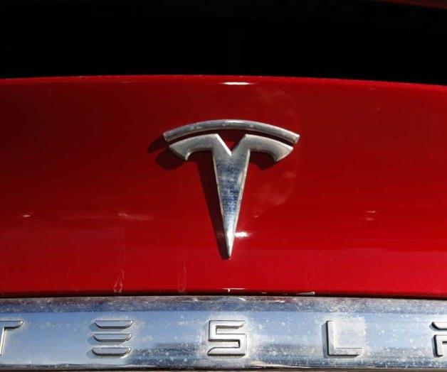 EEUU: Piloto automático de un Tesla habría causado accidente EEUU: Piloto automático de un Tesla habría causado accidente