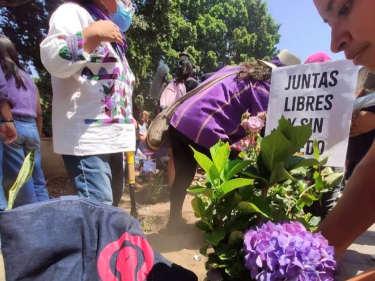 Mujeres exigen que llegue justicia ante feminicidios en Oaxaca Mujeres exigen que llegue justicia ante feminicidios en Oaxaca