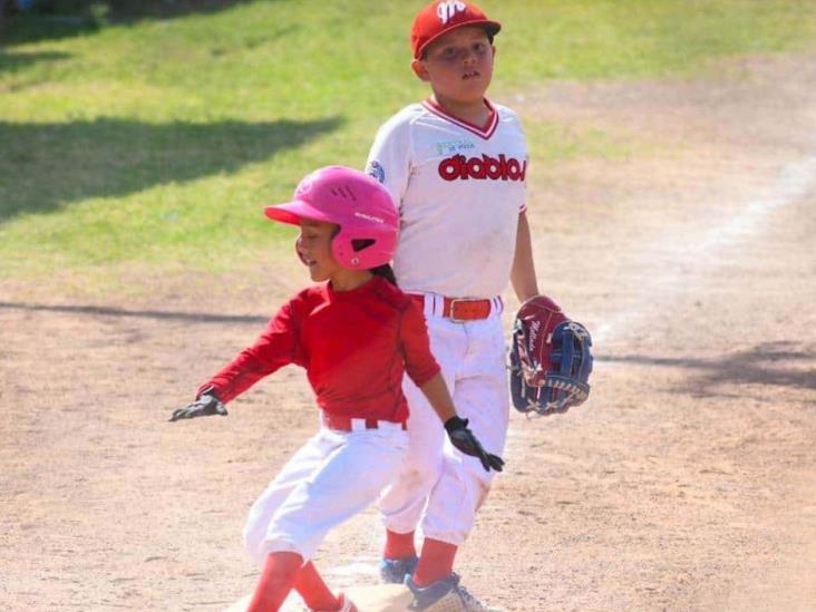 Apalean Diablos a Cardenales Apalean Diablos a Cardenales