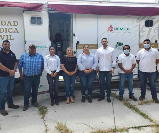 Reciben atención médica familias de Los Vergeles