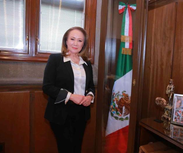 Buscan frenar amparo a favor de la Ministra Esquivel