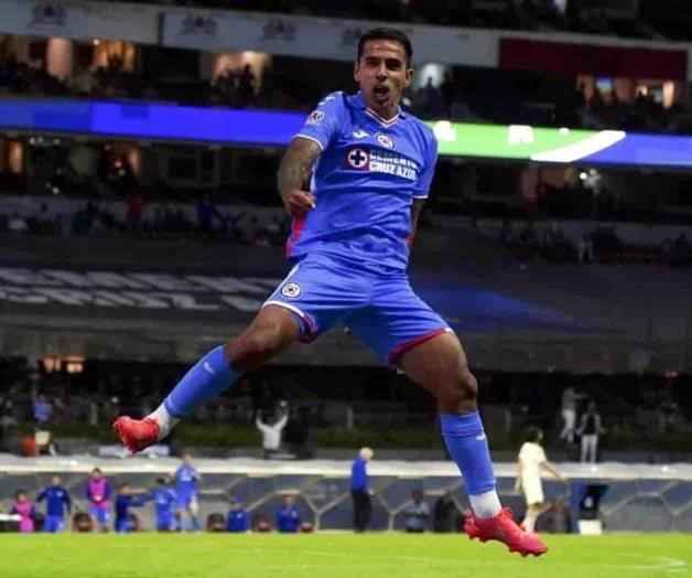 Da golazo de Escoboza triunfo a Cruz Azul sobre Pumas