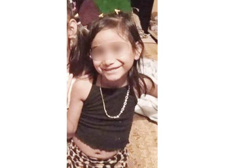 Niña Giovana era menor muy alegre Niña Giovana era menor muy alegre