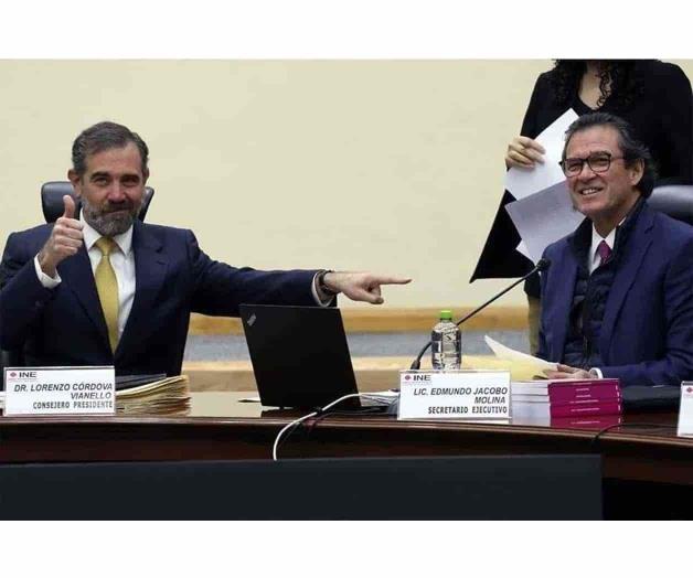 Regresa Edmundo Jacobo como secretario del INE