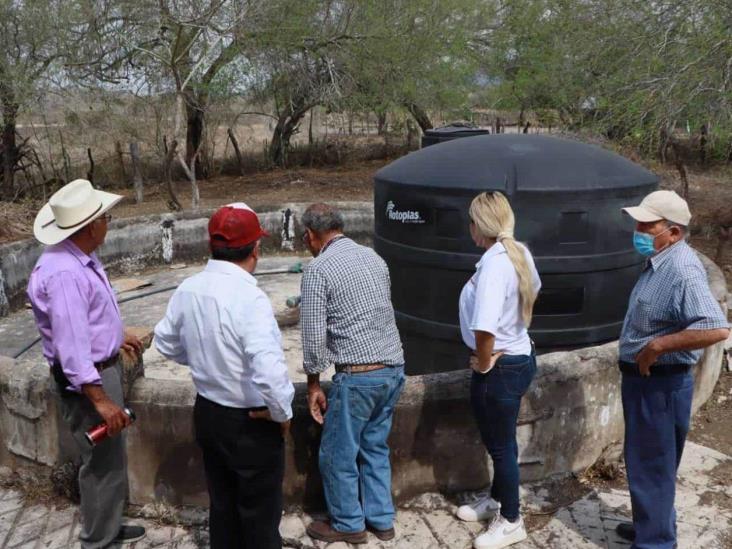 Falta agua en zonas rurales Falta agua en zonas rurales